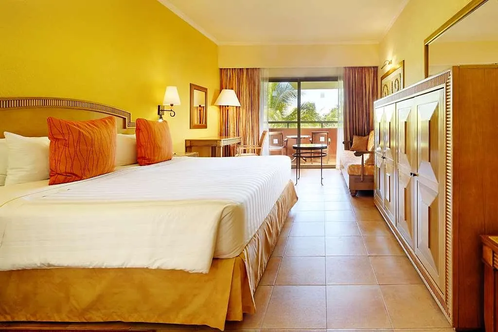 Resort Barcelo Maya Colonial Xpu Ha