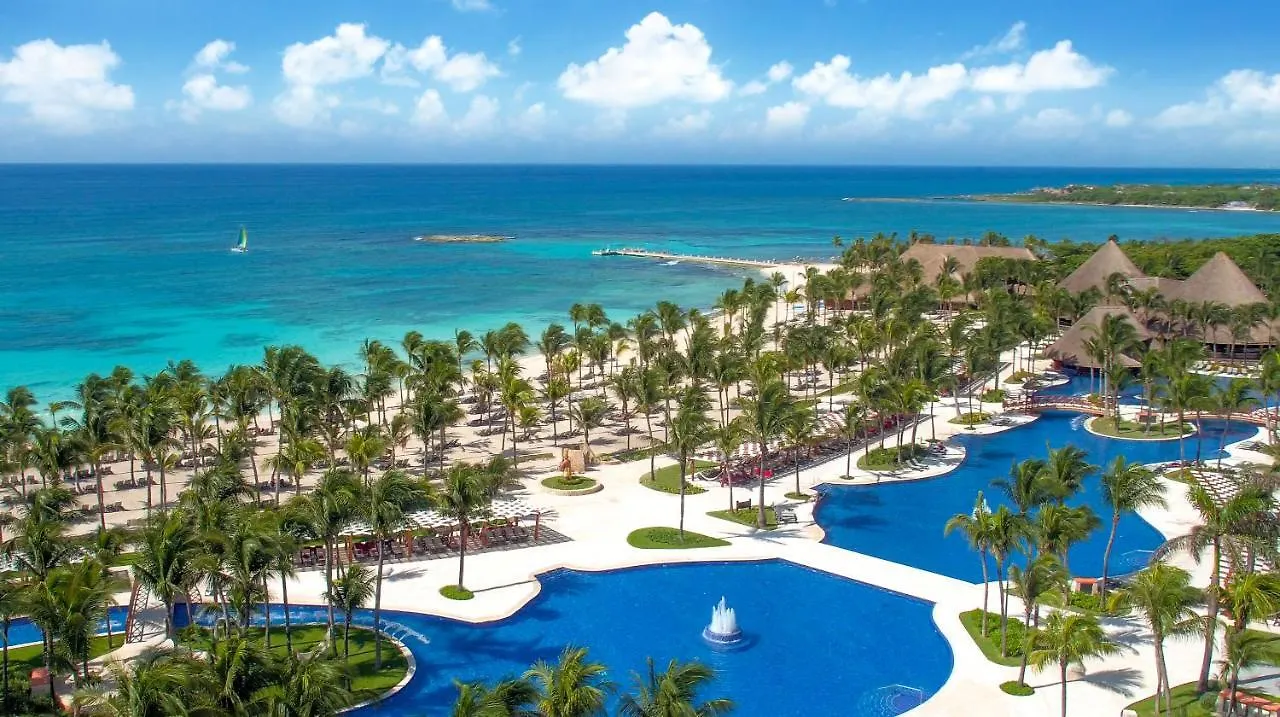 Barcelo Maya Colonial Xpu Ha 5*,