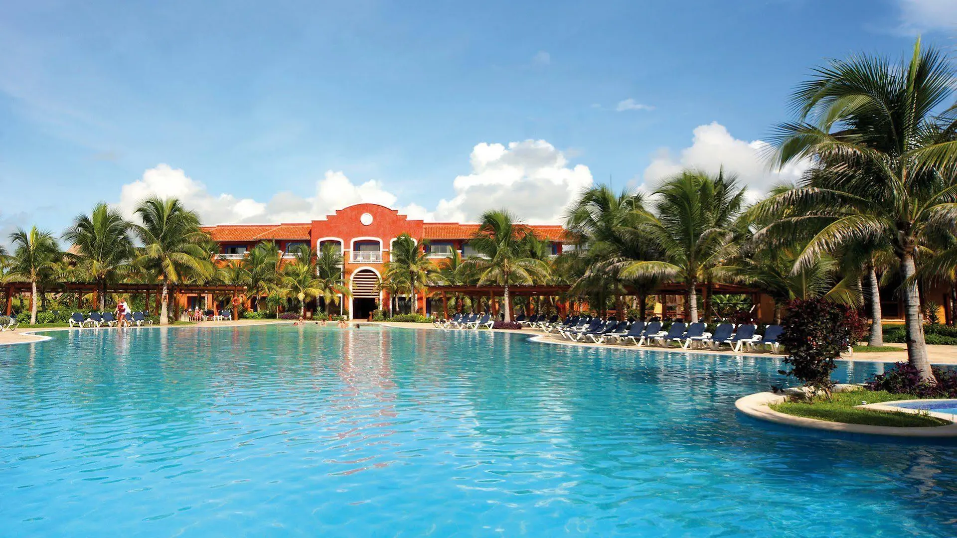 Resort Barcelo Maya Colonial Xpu Ha